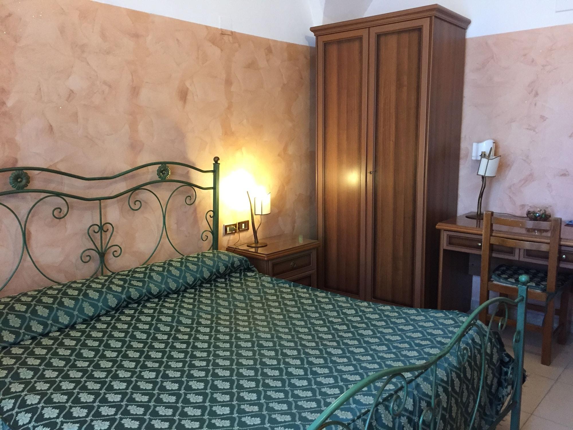 Hotel Centrale Europa Catania Luaran gambar