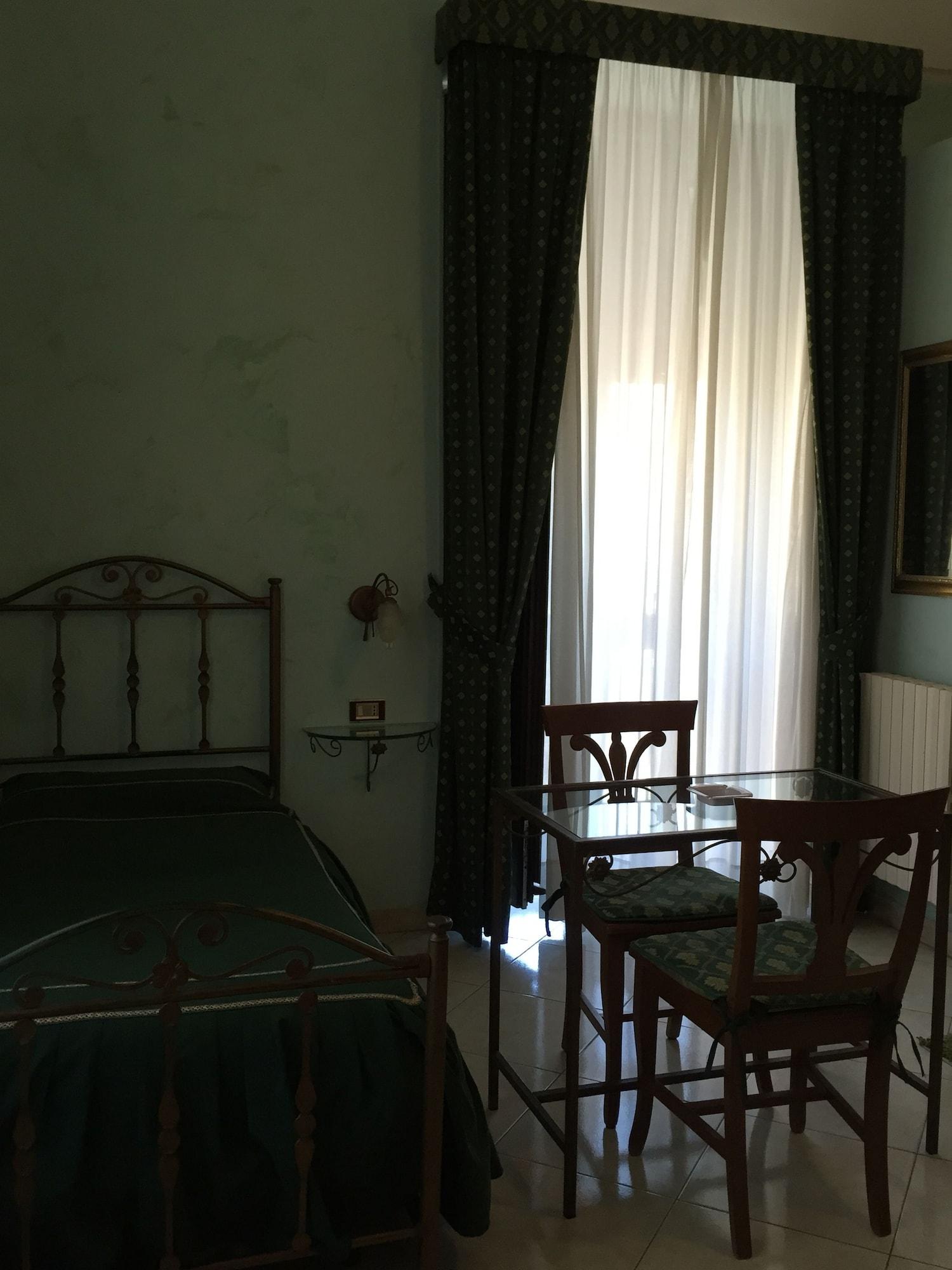 Hotel Centrale Europa Catania Luaran gambar